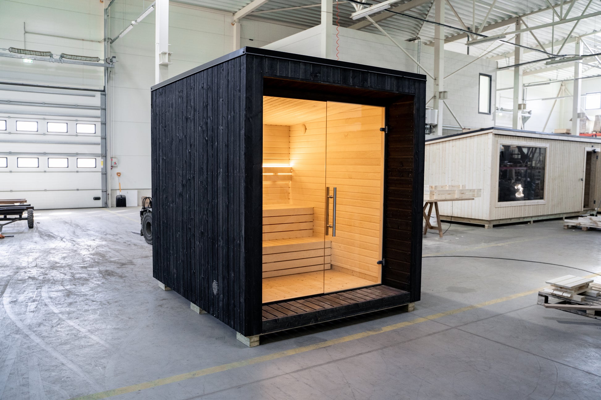 LUMI sauna with glass door, Nordic design.