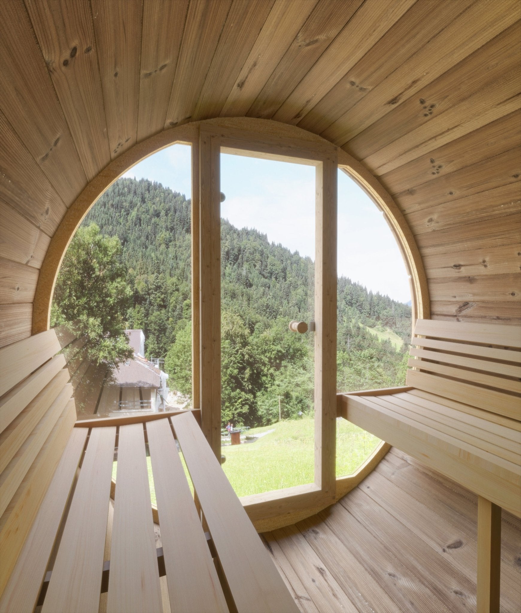 Sauna Saunamo Ergo in barrel format with window.